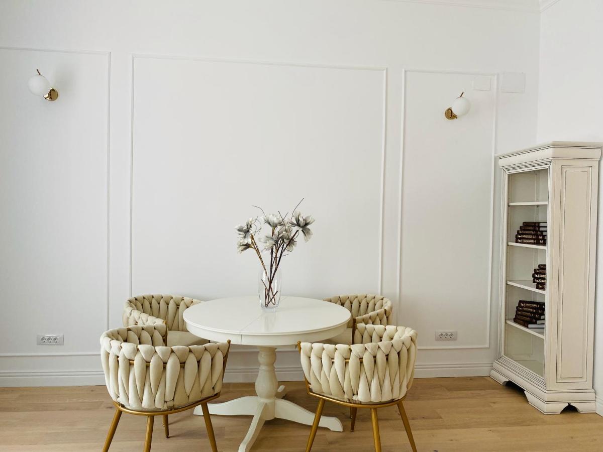 Suite № 7 Braşov Buitenkant foto