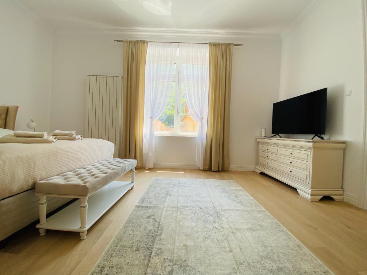 Suite № 7 Braşov Buitenkant foto